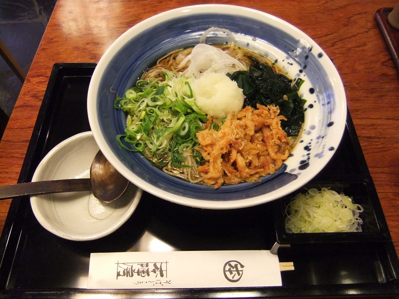 神田本陣房の駿河湾桜海老天新玉ねぎのおろしぶっかけそば１20130321.JPG