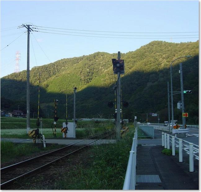 24この踏切から
