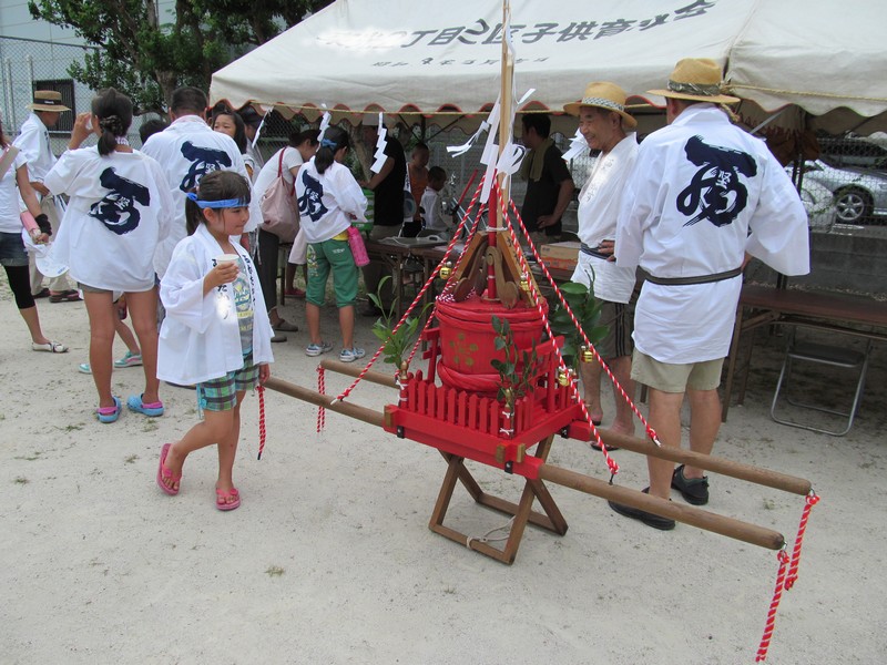 Kodomomikoshi.jpg