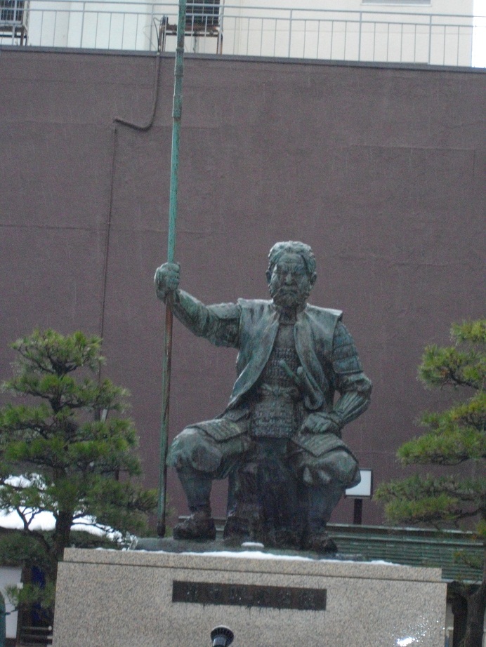 柴田勝家像.JPG