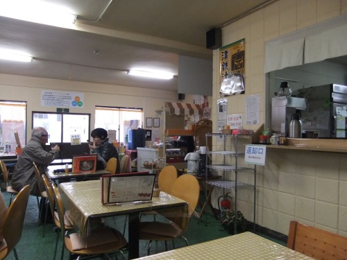 でる・そーれ＠五所川原の店内