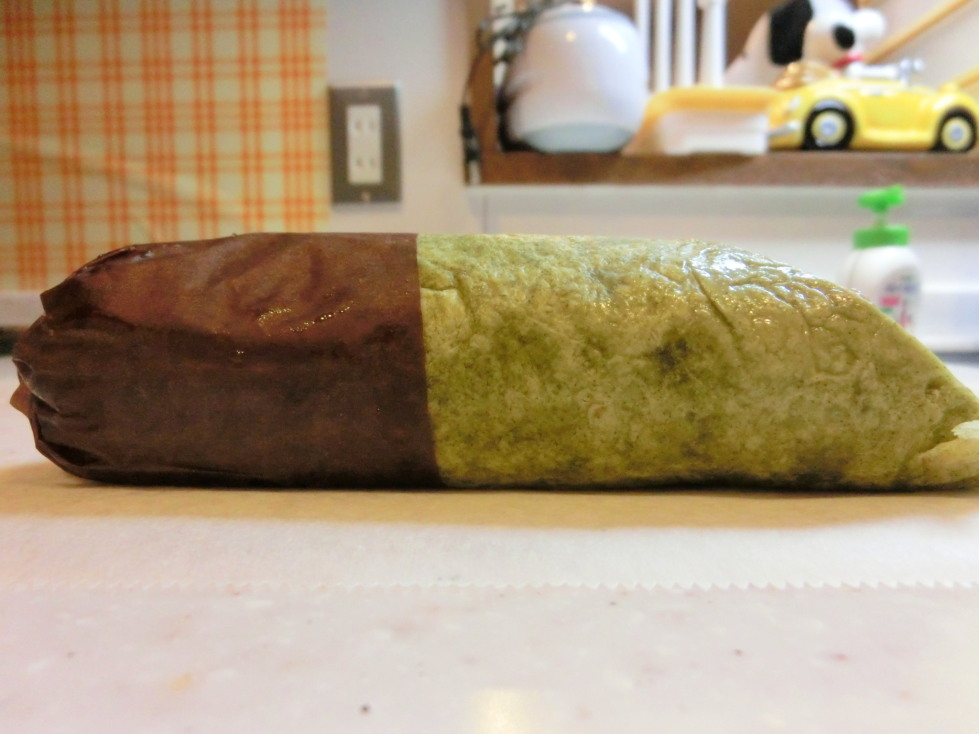 ペニンシュラブティック＆カフェ　トルティーヤロール　側面.jpg