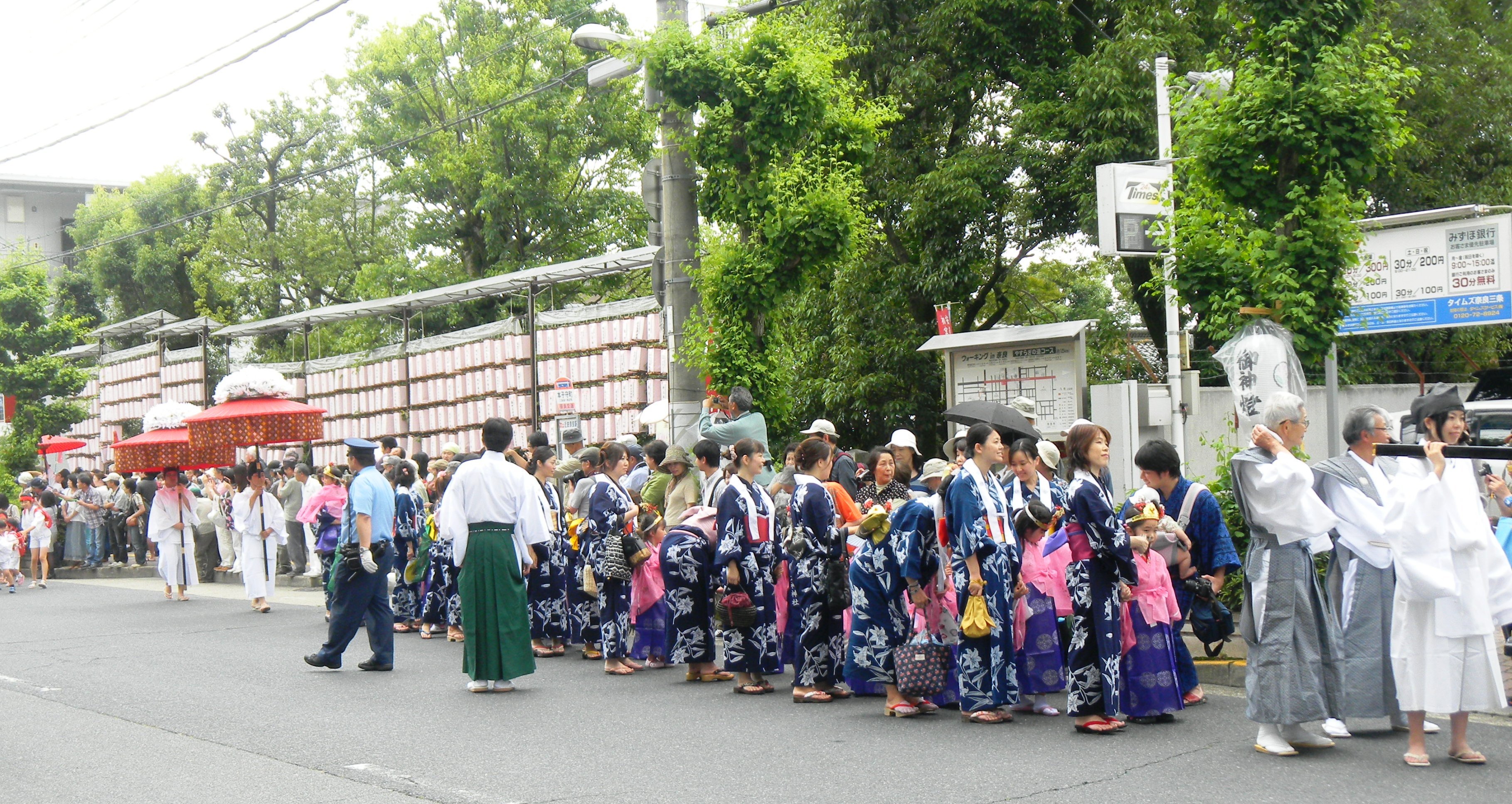 三枝祭行列 (2).JPG