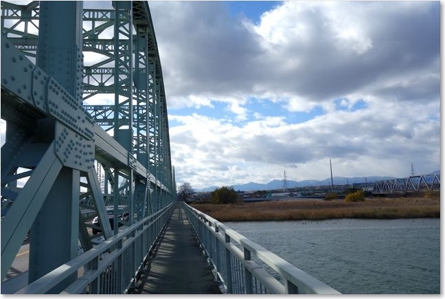 50向こう岸が近づいてきた