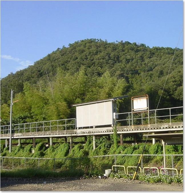 01ふり向いて松森駅
