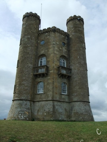 295718_10150291826537821_166957099_n[1] (3).jpg