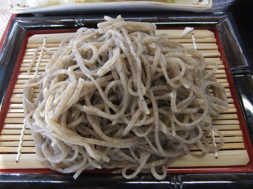 いな穂＠道の駅きたかわべのもりそば600円