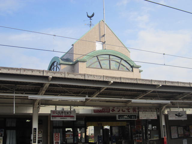 新桐生駅天井の風見鶏