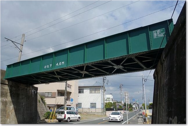 40ふり向いて鉄橋