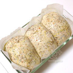 130211 さらにスパイシーな ふすま入り山型食パン -二次発酵終了、焼く直前