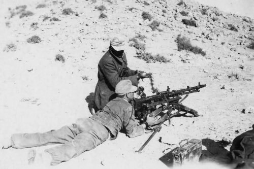 Afrika_korps_mg_dak.jpg
