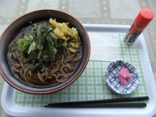 愛亭＠JR村山駅の山菜そば１20120906.JPG