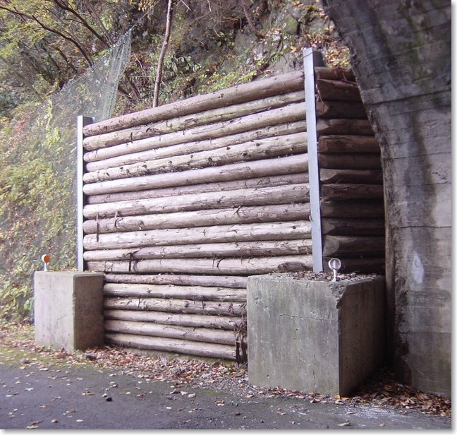 33その出口に・・・