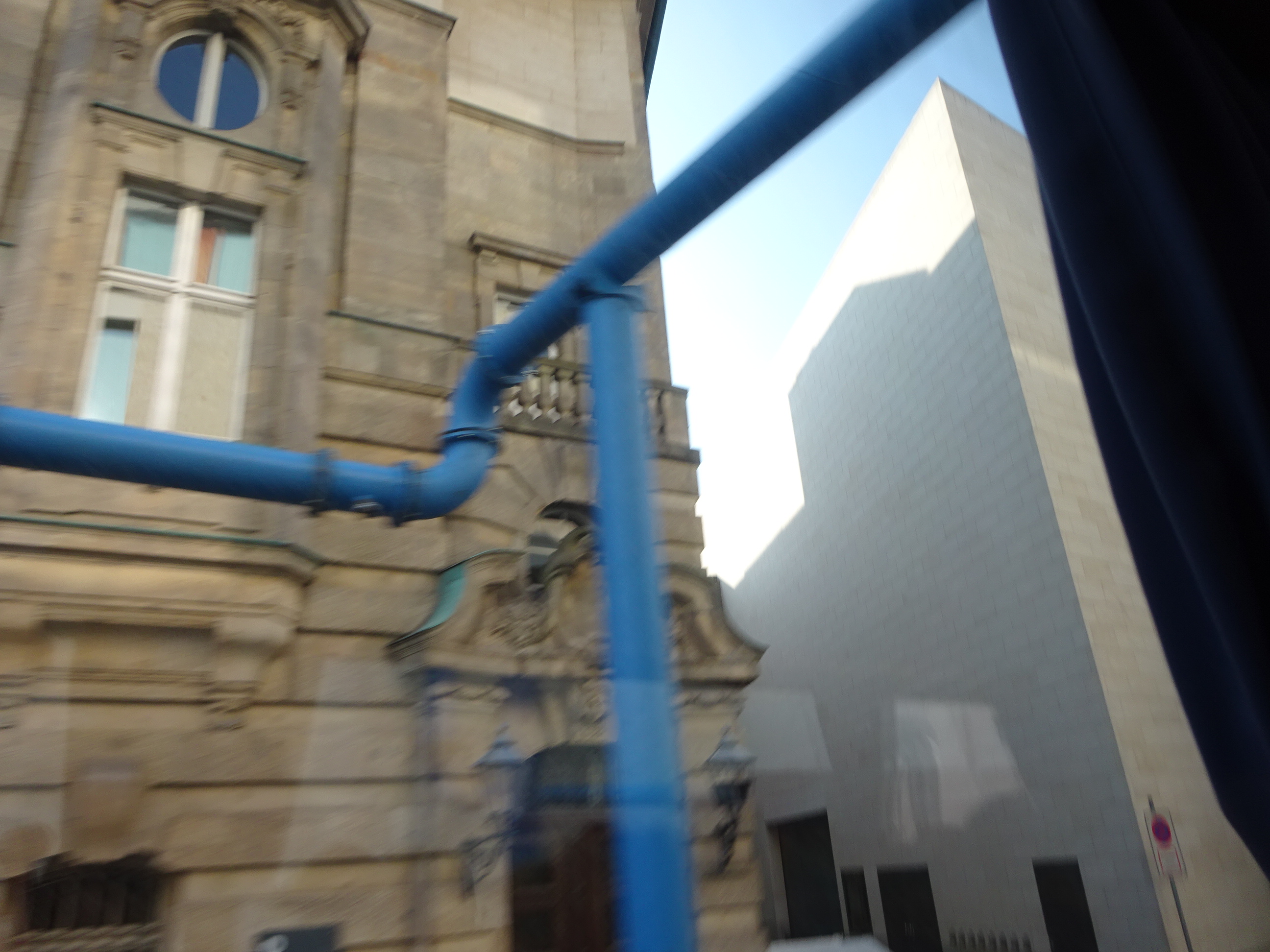 ドイツ 工事の排水管 (1).JPG