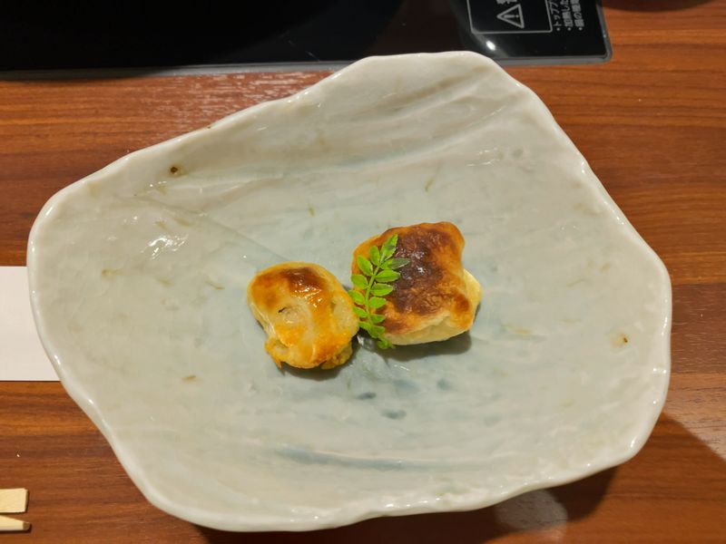水炊き_04_セセリのパイ包み.jpg
