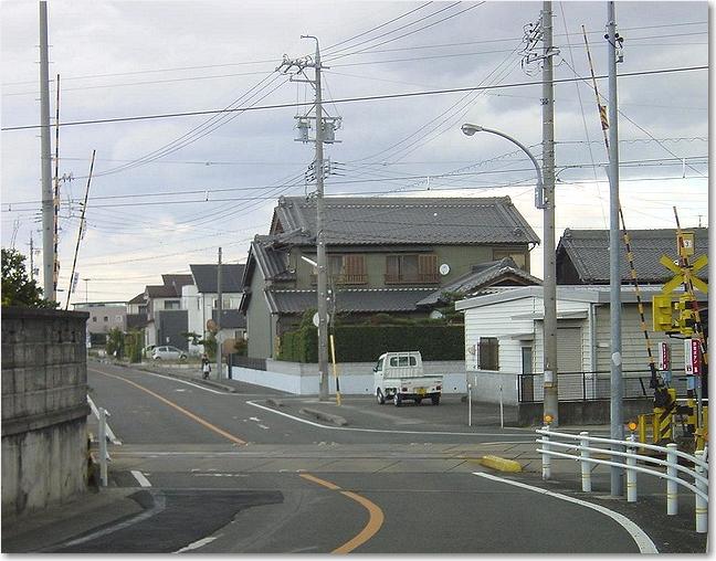 26併用踏切.JPG