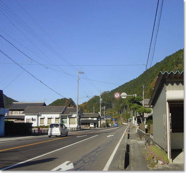 04こんな街道を・・・