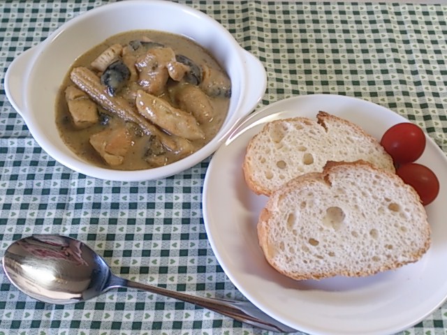 グリーンカレー昼食