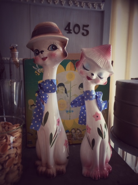 ねこ置物.jpg