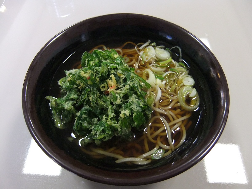 かしわや三軒茶屋店の春菊天そば１20121102.JPG