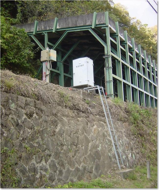 64トンネル？入口