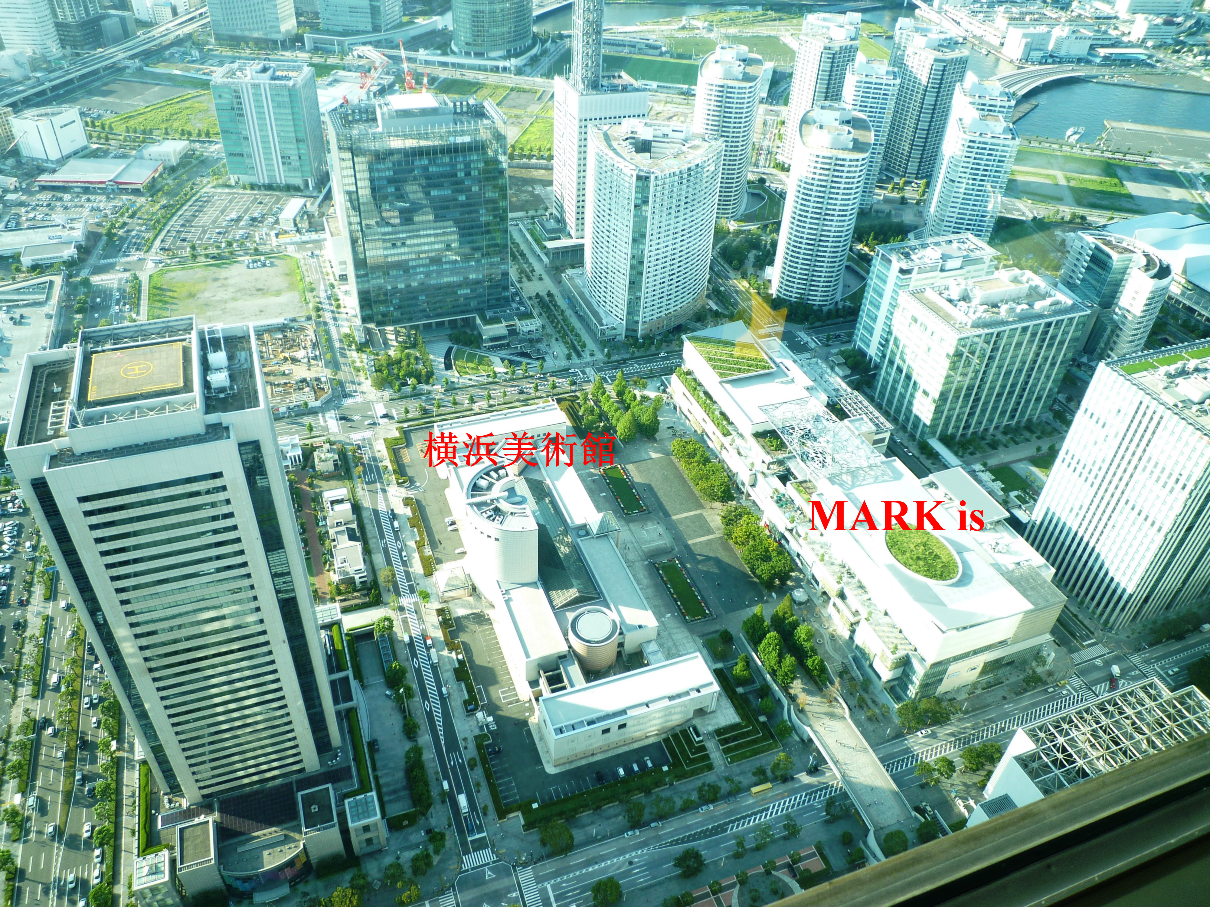landmark 東側.jpg