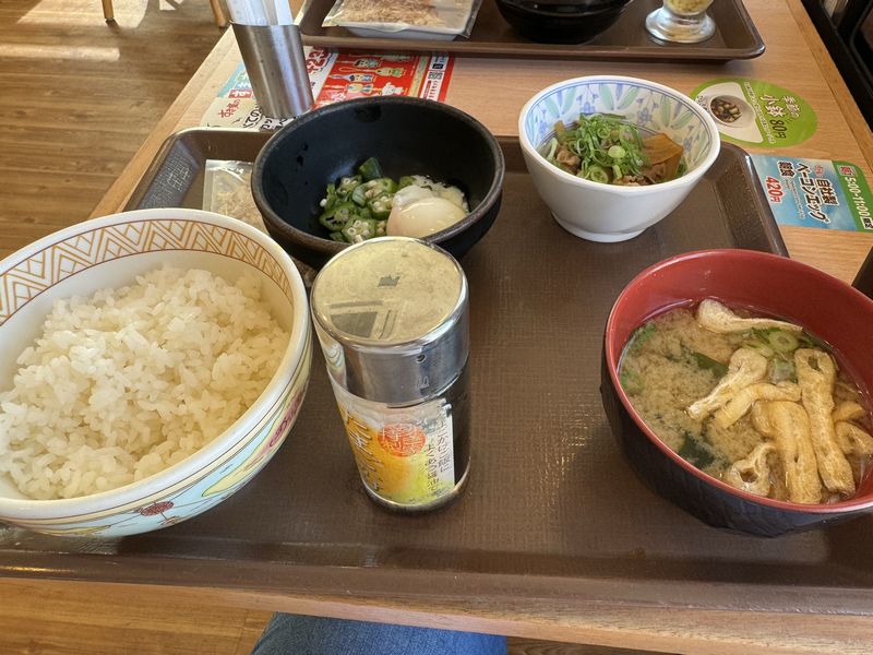 牛まぜのっけ朝食.jpg