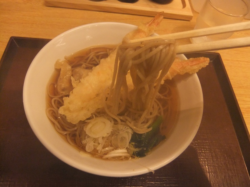 いわもとQ池袋店のダブル海老天そば２20120616.JPG
