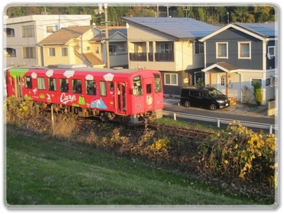 1647Carp列車（玖村駅にて）_1647.jpg