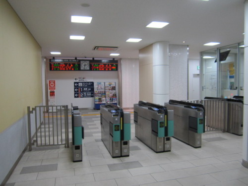 業平橋駅の改札