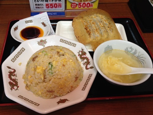 20150822_中華食堂一番館高田馬場店_炒飯と焼き餃子.jpg