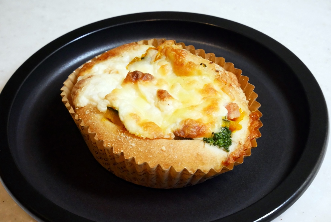 ＢＯＵＬＡＮＧＥＲＩＥ　ＡＭＯＮＮＩＥＲ　グラタンパン.JPG