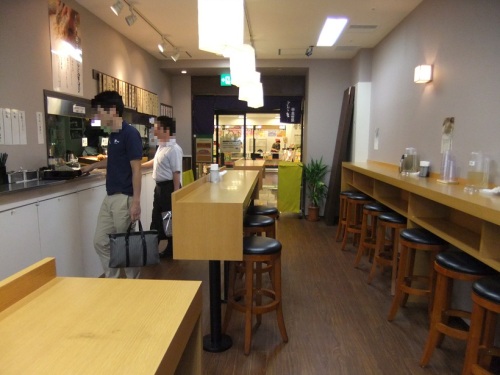 高田屋新霞が関ビル店の店内１20120831.JPG