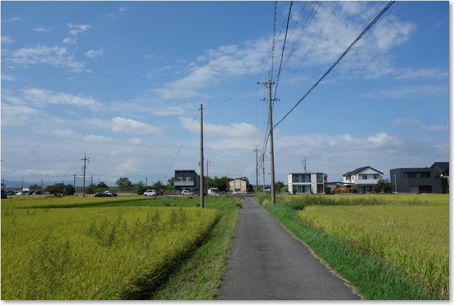 100また右折しました