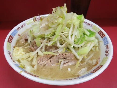 20120911_ラーメン二郎ひばりヶ丘駅前店ラーメン豚入りweb.JPG