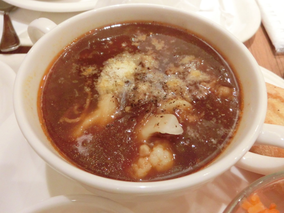 ベックスコーヒー　淡路島産たまねぎと牛肉のスーププレート　メイン　アップ.jpg