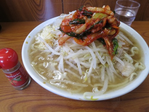 20131124_ラーメン二郎亀戸店_ブタ入りラーメンにニラキムチweb.JPG