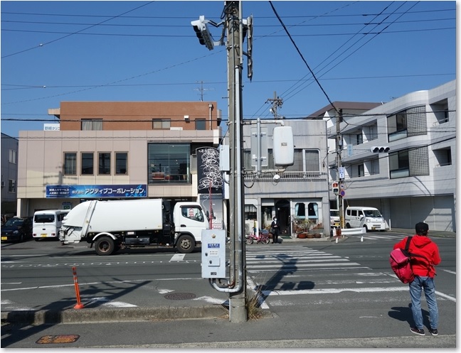 27駅正面