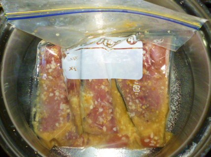 袋でサバの味噌煮２.JPG