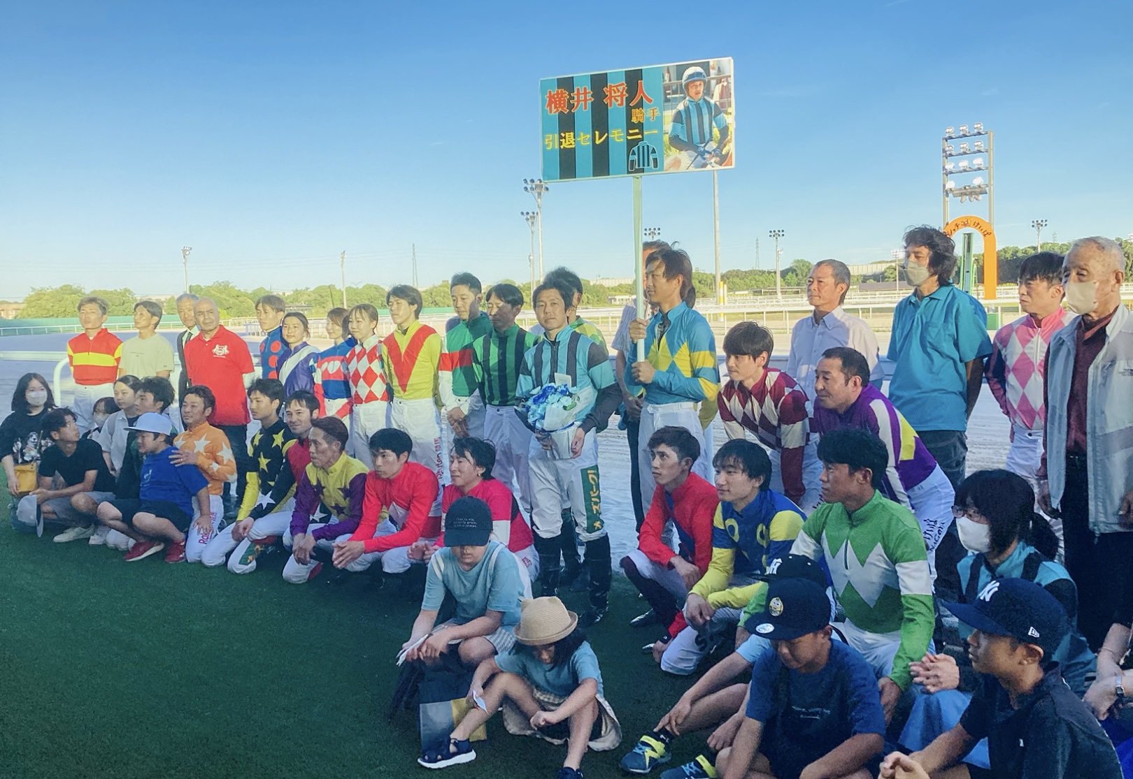 横井引退ｄ.jpg