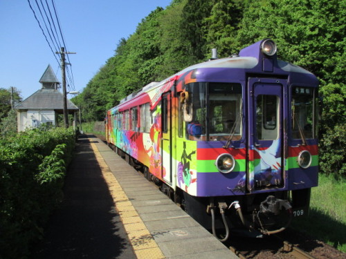 丹後神崎に停車中の列車