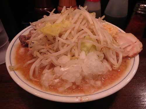 20140109_らーめん大_江古田店_味噌らーめんにこま切れ豚web.JPG