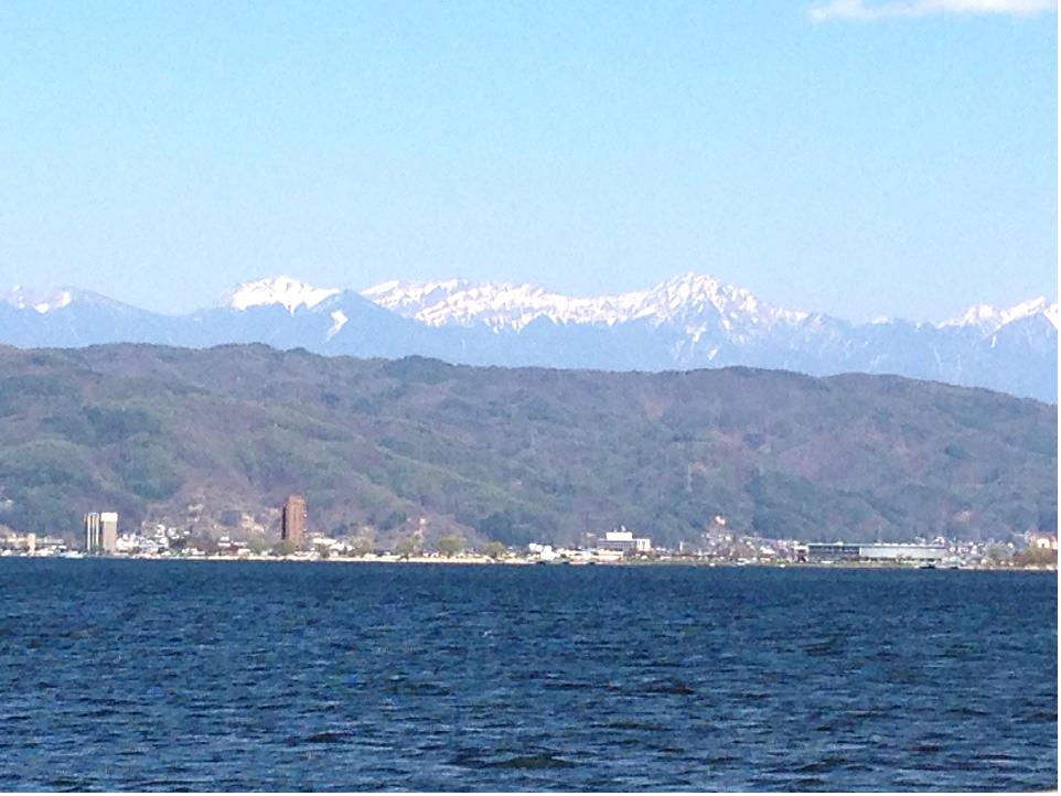 130428諏訪湖から八ヶ岳.jpg