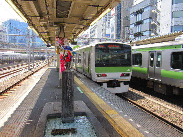 小便小僧と山手線