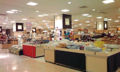 福屋広島駅前店 売場風景-2 121018_1816~001.jpg