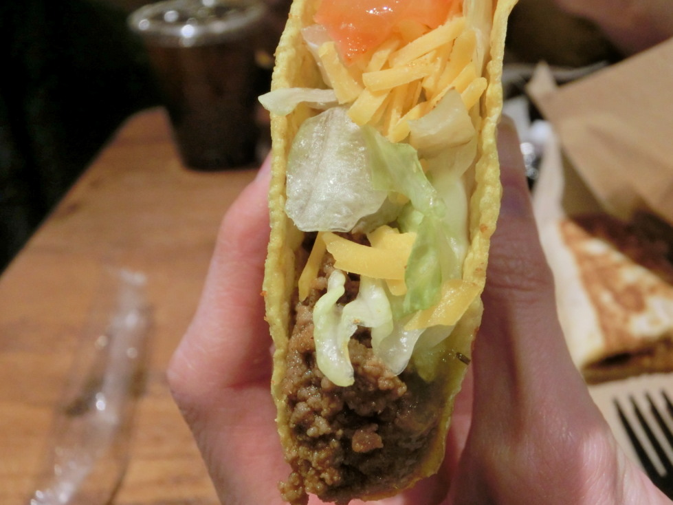 ＴＡＣＯ　ＢＥＬＬ　タコススプリーム　断面.jpg