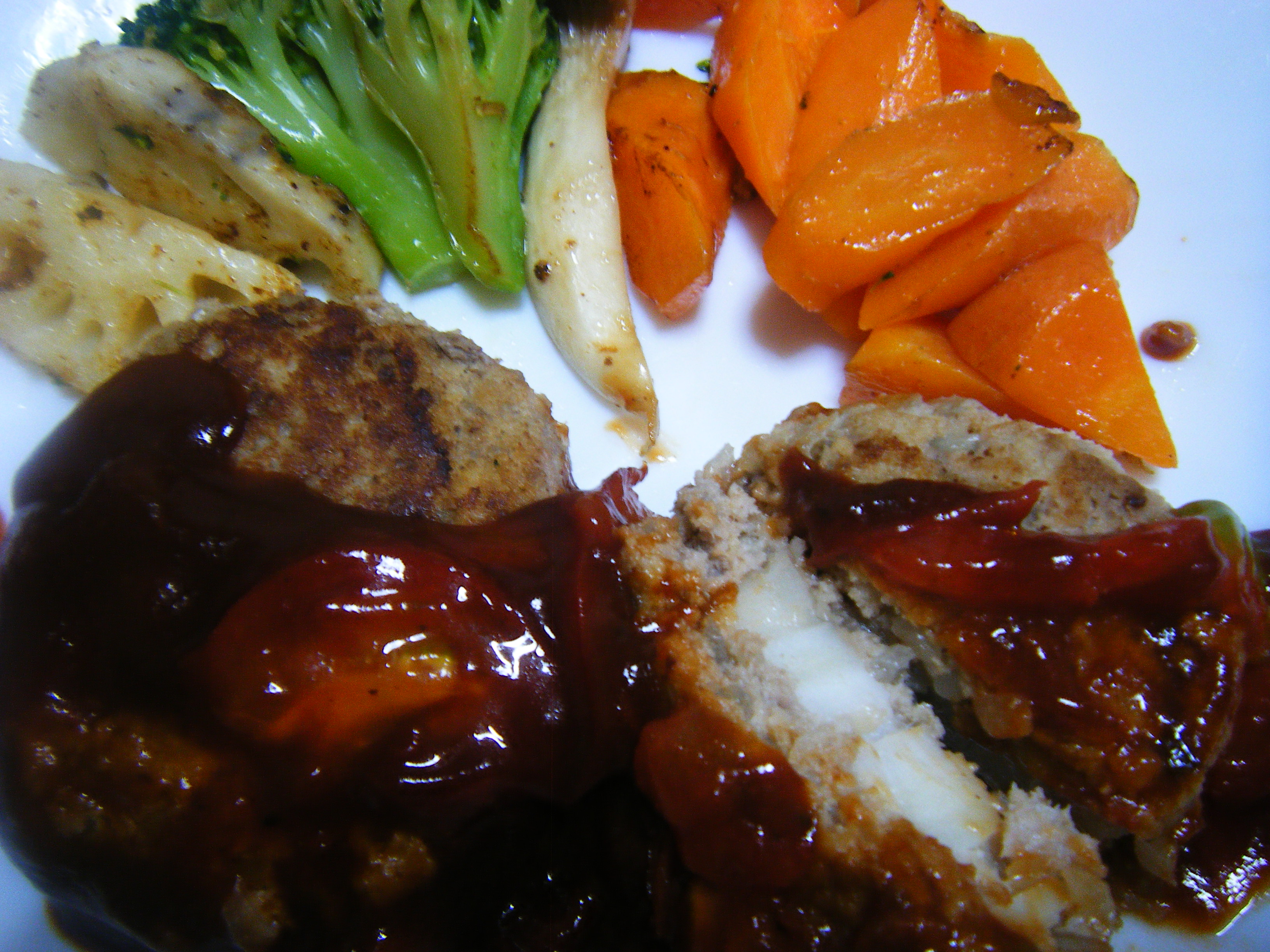 れんこん&フレドレ入りハンバーグ (5).JPG