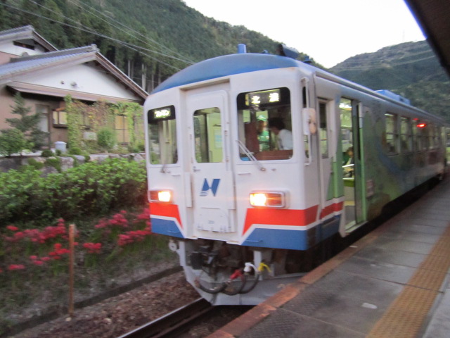 200形