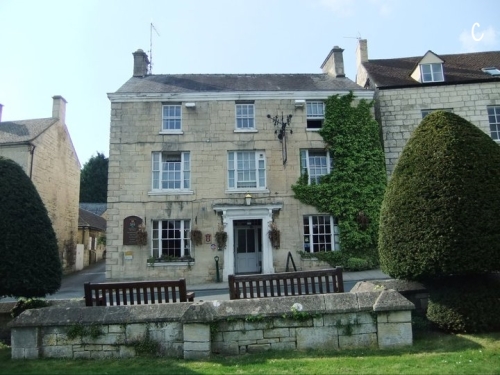 226829_10150169636537821_2854985_n[1] (2).jpg