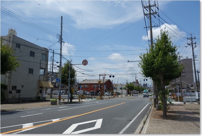 119この先踏切です